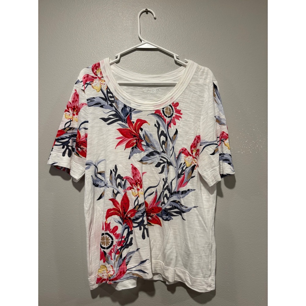Chicos Floral Slub Knit Tee White Red Blue Size 2 Large Scoop Neck Short Sleeve